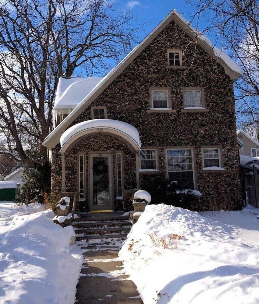 Aberdeen Stone Cottage B&B Traverse City Exteriér fotografie