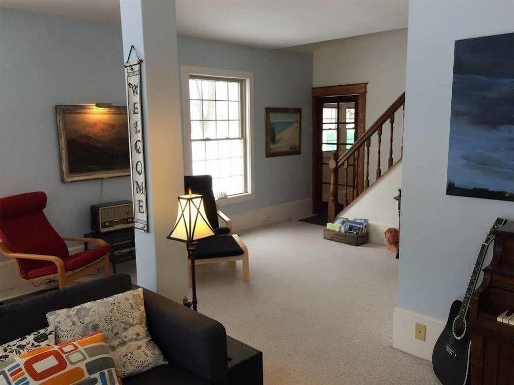 Aberdeen Stone Cottage B&B Traverse City Exteriér fotografie